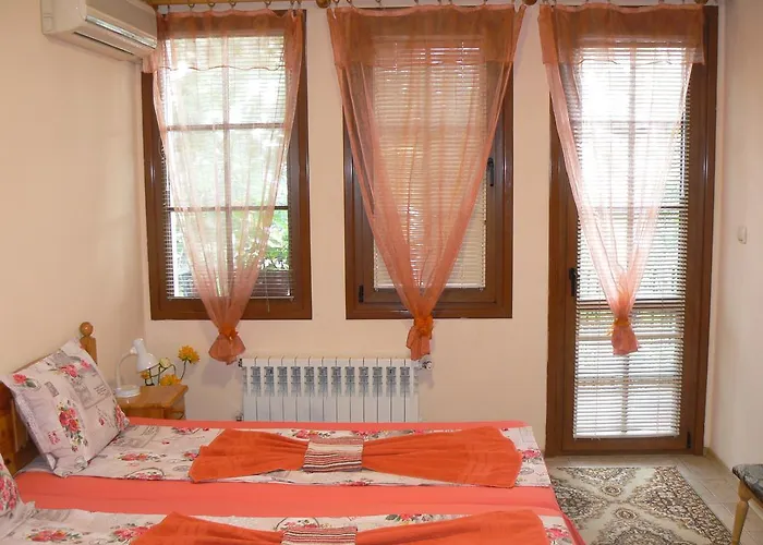 Family Varusha Guest house 2*